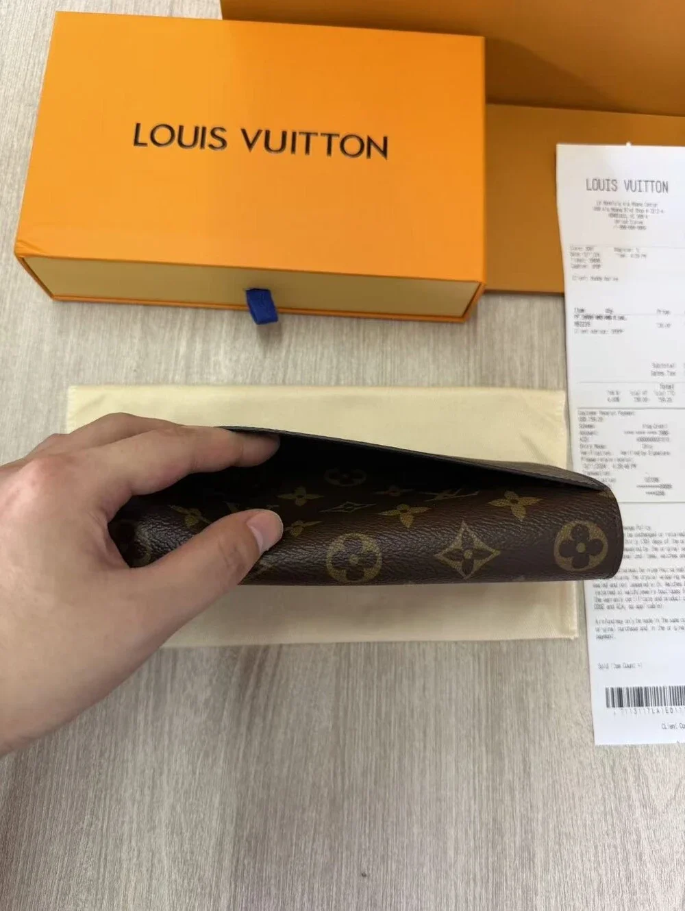 Louis Vuitton Monogram Long Wallet with Pink Interior Sarah Wallet